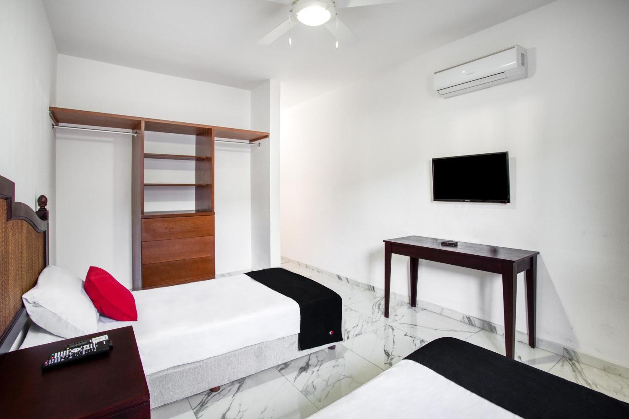 Capital O Hotel Yukon 普拉亚卡门 外观 照片